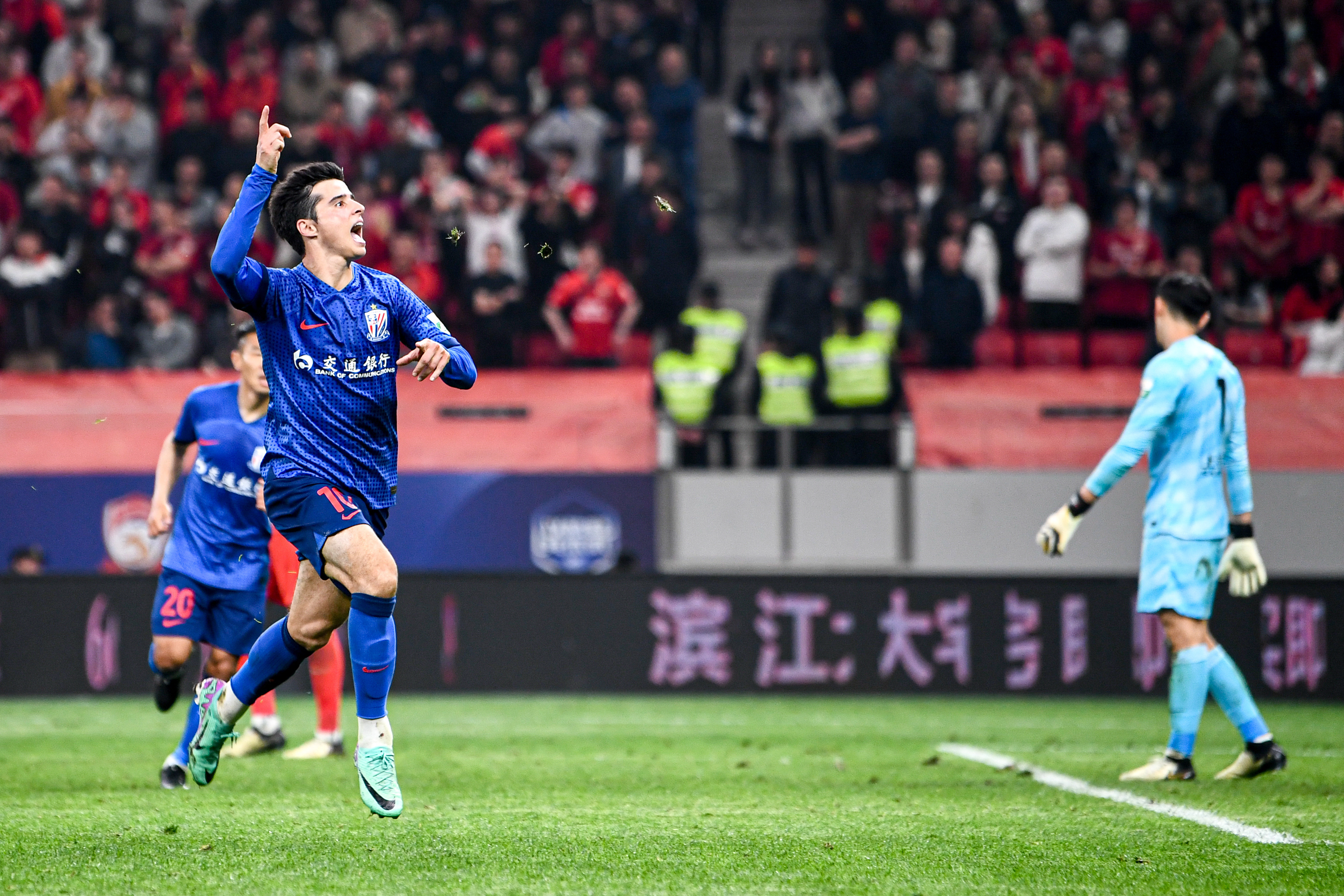 DBGame-关于申花队主教练战术布置备受瞩目赛季取胜信心备足的信息