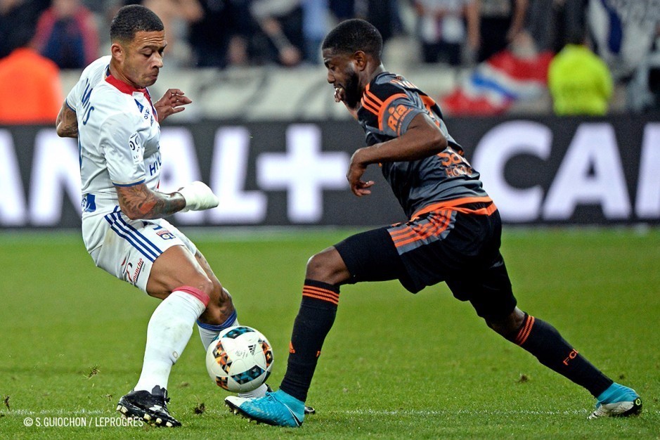 洛里昂队惨遭梅尔滕地狱，重回危机的简单介绍